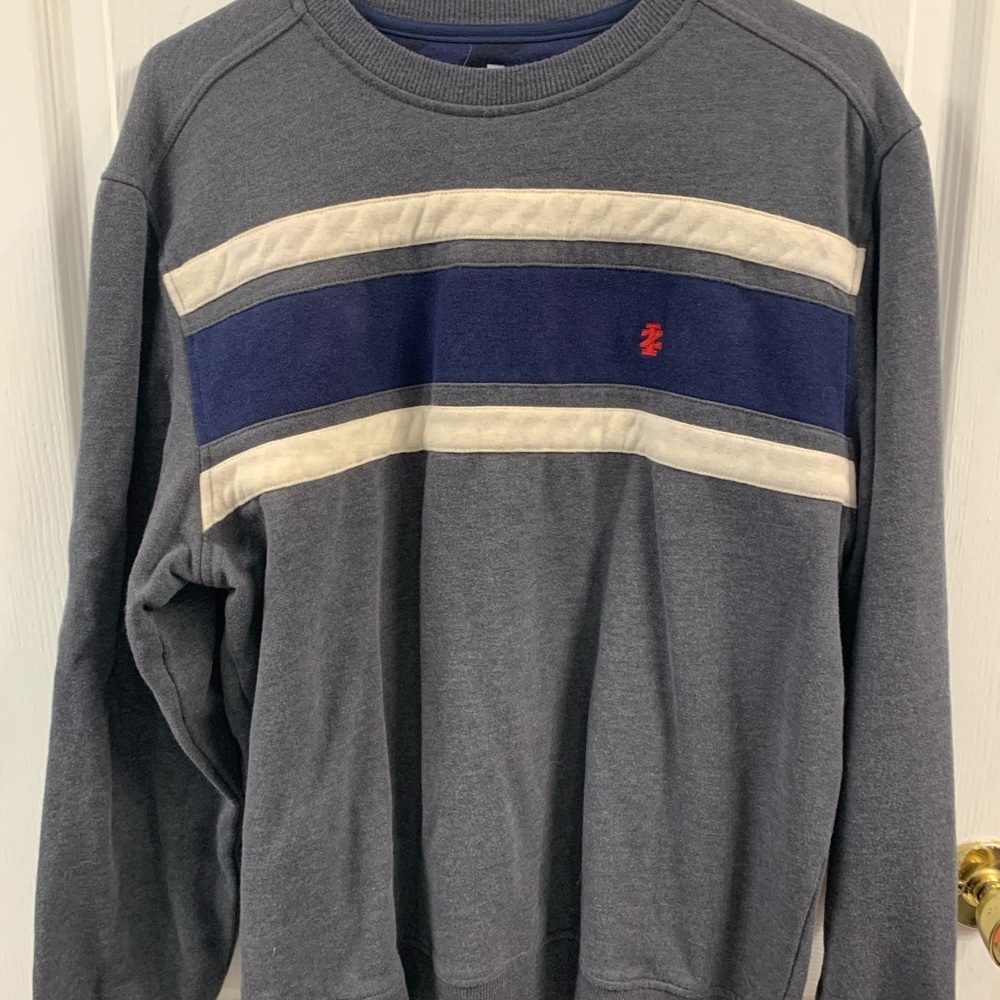 Men’s Izod grey pullover